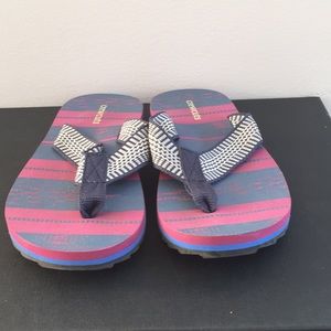 Kids Crewcuts flip flops